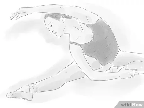 How to Dance an Easy Ballet Solo photo 1