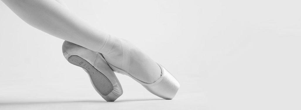 Pointe Ballet Technique – Preparation, Technique, Shoes, and the Transition to En Pointe image 2